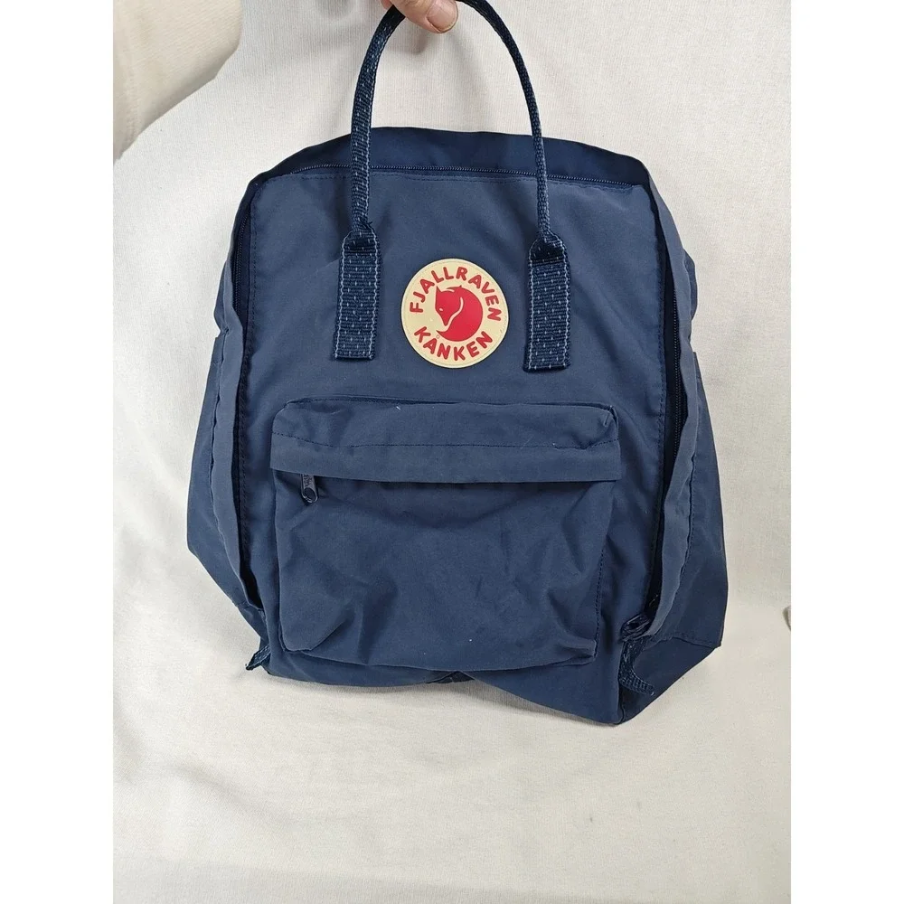 Fjallraven Kanken Classic Backpack Navy Blue Vinylon F Swedish Daypack‎ 23515